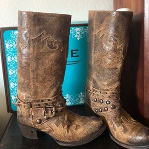 Women’s leather brown Moto Boots w/ studded belts
